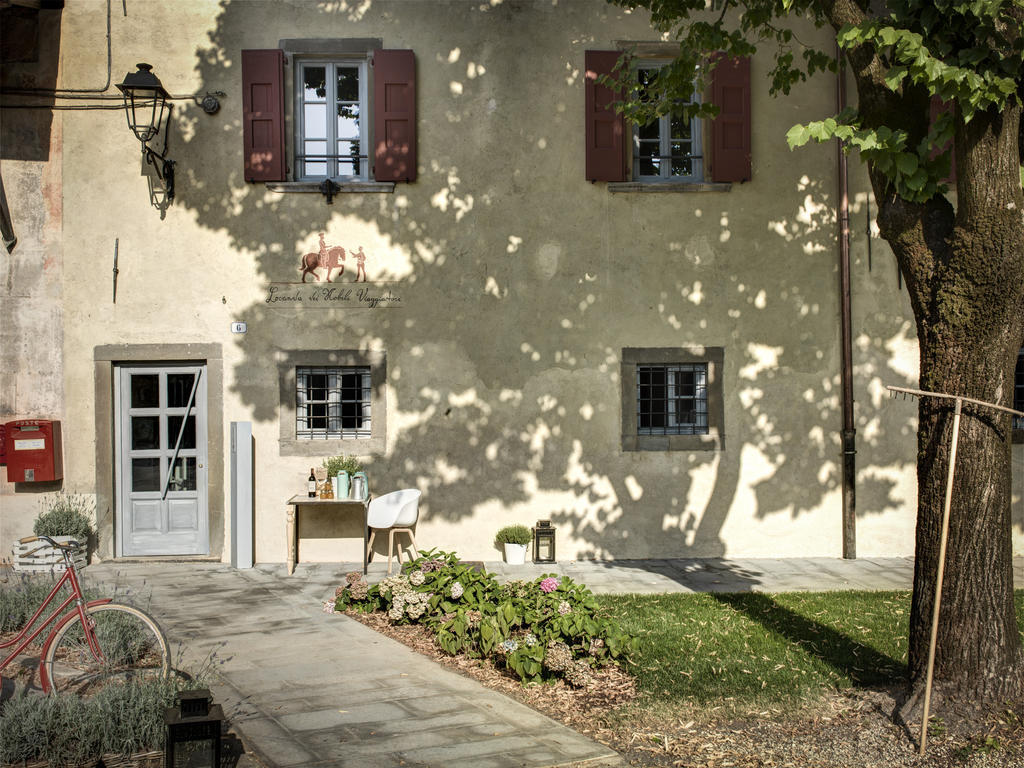 Locanda Dei Nobili Viaggiatori Cavernago Exterior foto